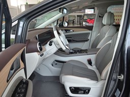 風(fēng)行游艇內(nèi)飾圖片