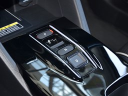 本田e：NS1內(nèi)飾圖片