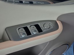 歐拉芭蕾貓 內(nèi)飾圖片