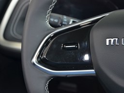 上汽MAXUSG90 中控圖片