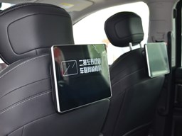 上汽MAXUSG90 內(nèi)飾圖片