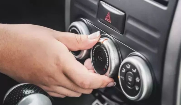 車內(nèi)開空調(diào)睡覺會一氧化碳中毒嗎 車內(nèi)開空調(diào)睡覺會一氧化碳中毒