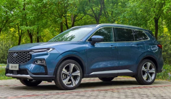 福特領(lǐng)睿真實口碑怎么樣 福特領(lǐng)睿性能好/動力強(qiáng)/行駛穩(wěn)定