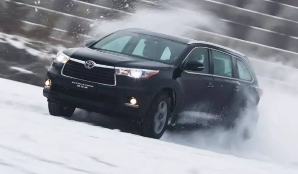 買(mǎi)車(chē)四驅(qū)好還是兩驅(qū)好 資金充足可以選擇四驅(qū)車(chē)型