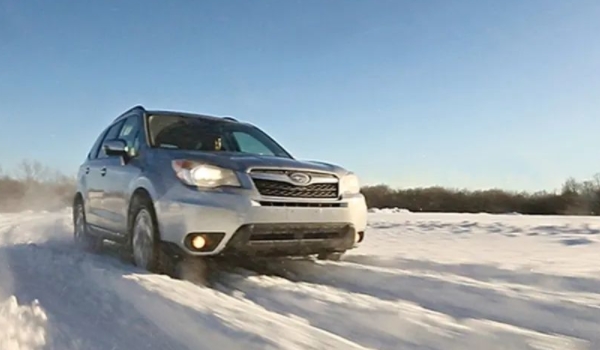 買(mǎi)車(chē)四驅(qū)好還是兩驅(qū)好 資金充足可以選擇四驅(qū)車(chē)型