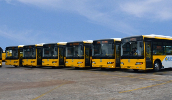 私家車及營運車輛幾年報廢 營運出租8年、中型15年、私家車輛不報廢