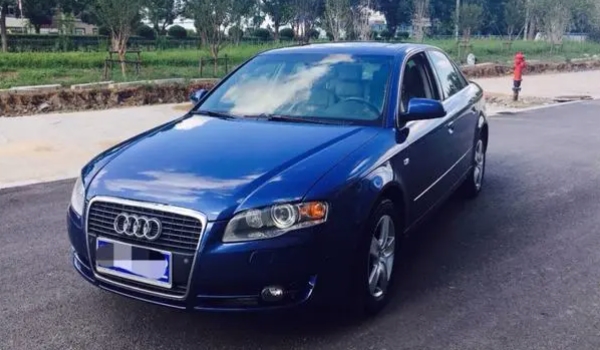 奧迪a4價(jià)格多少 已停產(chǎn)（二手車裸車售價(jià)1.68萬(wàn)元到4.98萬(wàn)元）