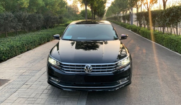 帕薩特和邁騰哪個(gè)好 帕薩特舒適度高、油耗低（百公里6.5升）