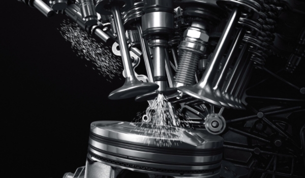 多點(diǎn)電噴和直噴哪個(gè)好 直噴比較好（噴油精準(zhǔn)、燃燒穩(wěn)定性好）