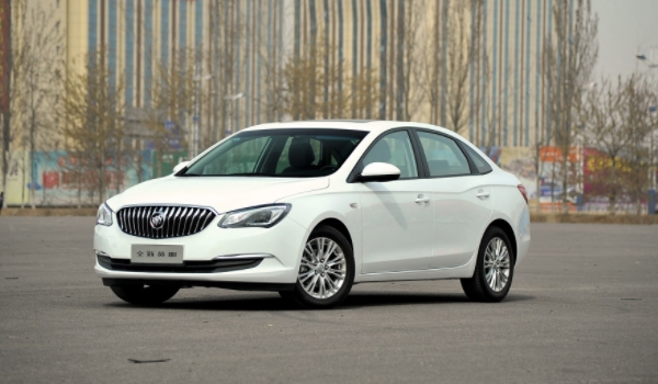 別克英朗怎么樣 油耗低、性能好（百公里油耗6L）