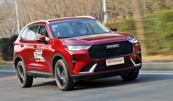 哈佛h6怎么樣 車(chē)身外觀霸氣、內(nèi)飾材質(zhì)好、舒適度較高