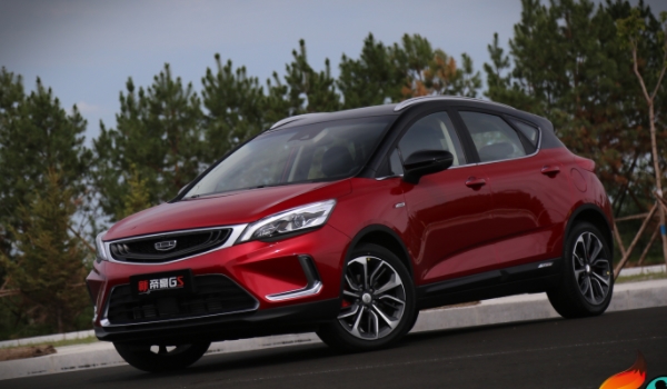 吉利帝豪gs怎么樣 配置比較豐富、加速效果好（行駛穩(wěn)定性不錯）