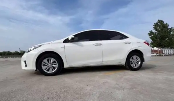 豐田卡羅拉怎么樣 油耗低、性價(jià)比好（1.2T、1.5L、1.8L三款選擇）