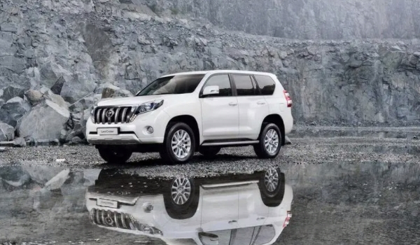 豐田霸道多少錢(qián) 已停產(chǎn)（二手車(chē)售價(jià)39.60-59.50萬(wàn)元）