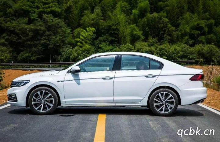 新寶來(lái)顏色有幾種顏色