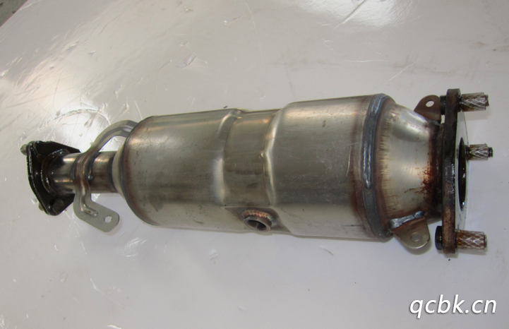 車子沒(méi)有三元催化有什么癥狀