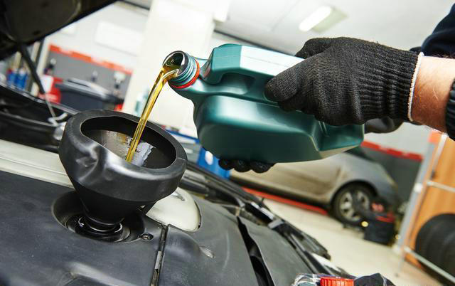 汽車多少公里換機(jī)油