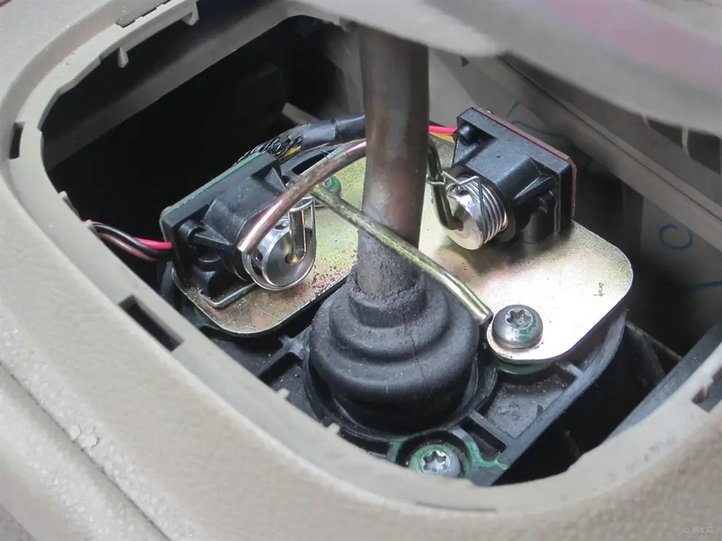 自動離合版是什么意思