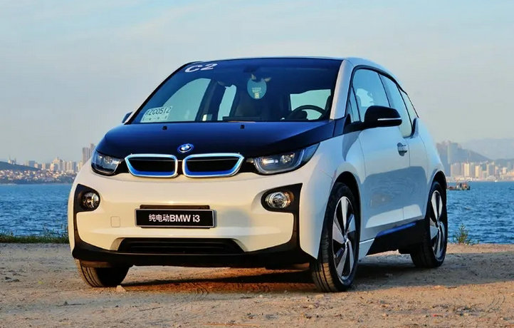 寶馬i3電動車車架號在哪里