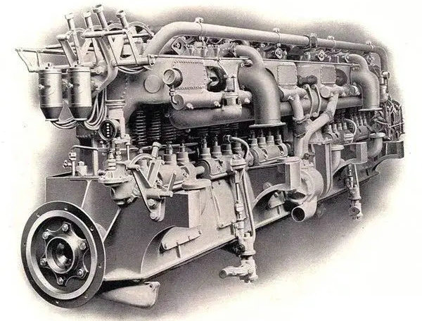 內(nèi)燃機(jī)是誰發(fā)明的