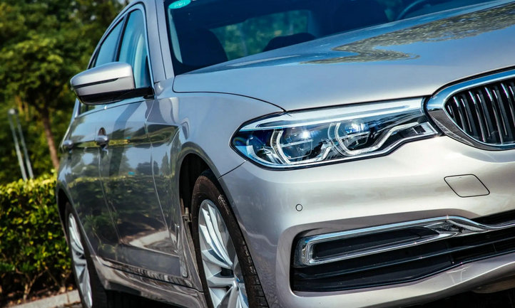 二手華晨寶馬5系多少錢一輛