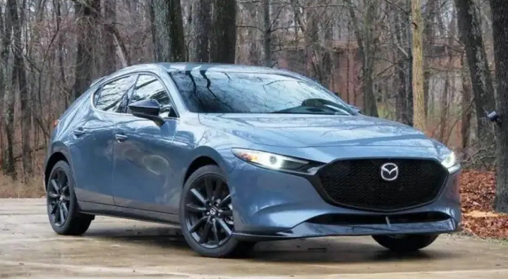 馬自達(dá)3兩廂車(chē)怎么樣