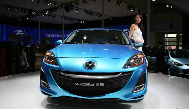 進(jìn)口馬三兩廂發(fā)動機(jī)號在哪