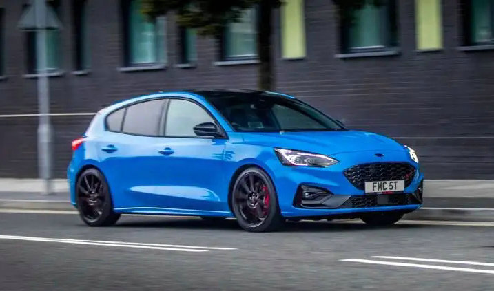 福克斯輪胎多久換一次 ?？怂馆喬バ吞?hào)是什么