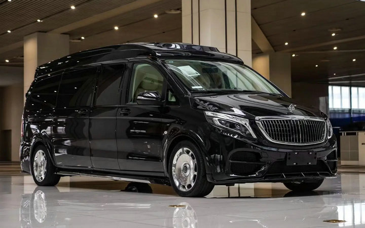 奔馳高端商務(wù)保姆車哪款好