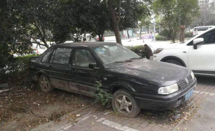 路邊的僵尸車為什么沒人偷