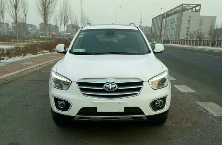 奔騰x80發(fā)動機號在哪個位置