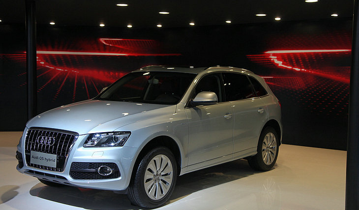 奧迪q5混動(dòng)版價(jià)格多少錢一臺(tái)