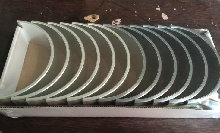 發(fā)動(dòng)機(jī)的瓦是什么材質(zhì)