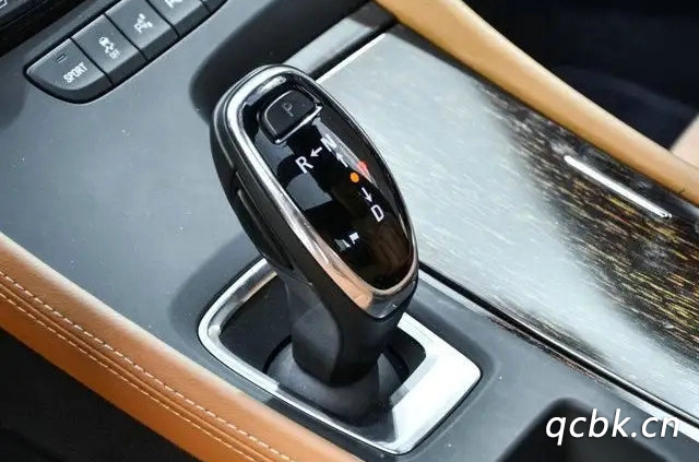 7擋雙離合是自動擋的車嗎