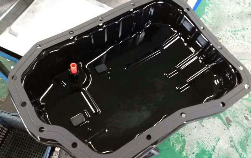 奧迪油底殼是什么材質 是塑料的么