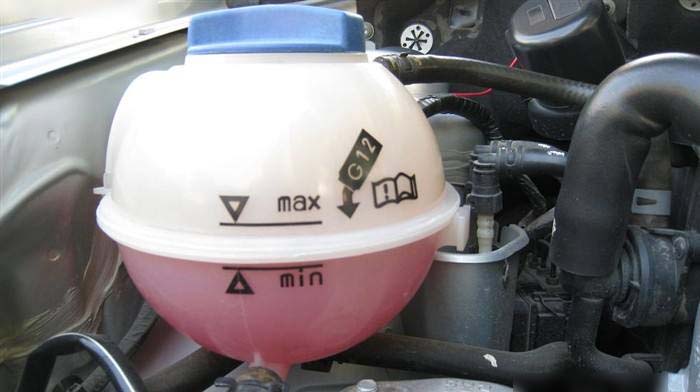 防凍液怎么加在什么位置