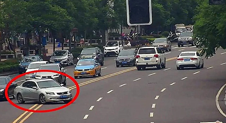 機(jī)動車違反禁止標(biāo)線指示的扣幾分