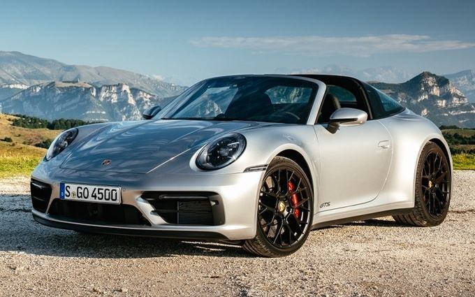 保時(shí)捷911油箱多少升