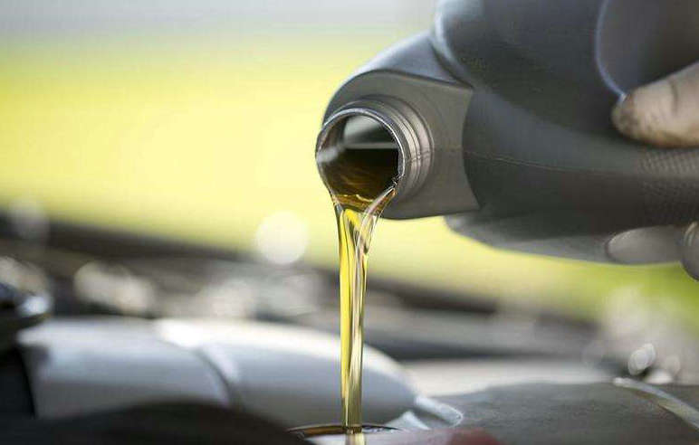 假機(jī)油對(duì)發(fā)動(dòng)機(jī)有什么危害