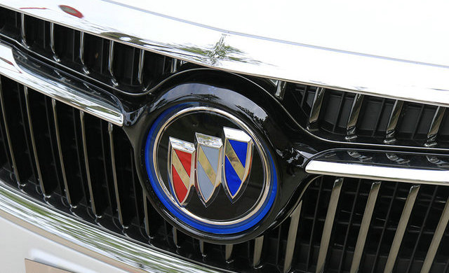 紅白藍是什么品牌的車標