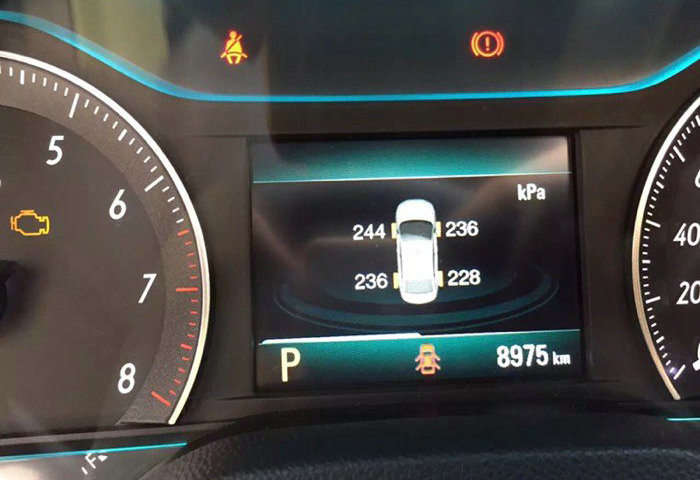 汽車(chē)輪胎對(duì)調(diào)怎么換才正確