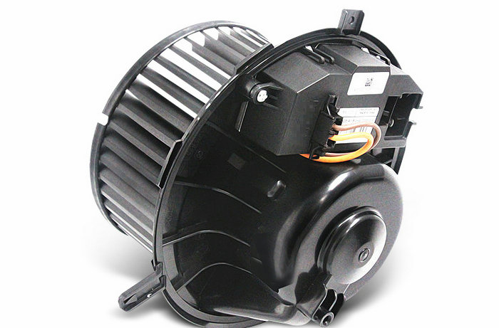 汽車(chē)空調(diào)鼓風(fēng)機(jī)嗡嗡響解決方法是什么