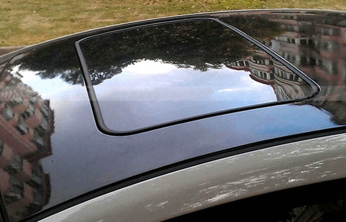 汽車天窗可以貼膜嗎