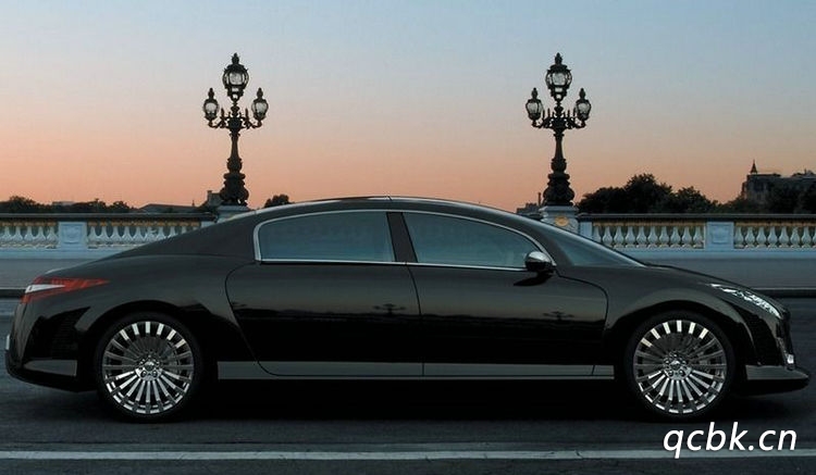 邁巴赫車(chē)標(biāo)為什么是奔馳車(chē)標(biāo)