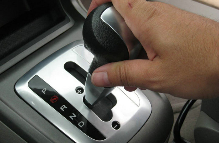 汽車(chē)換擋的原理是什么