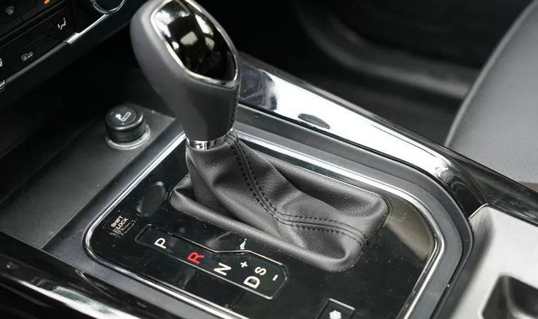 自動(dòng)擋停車(chē)的正確操作順序是什么