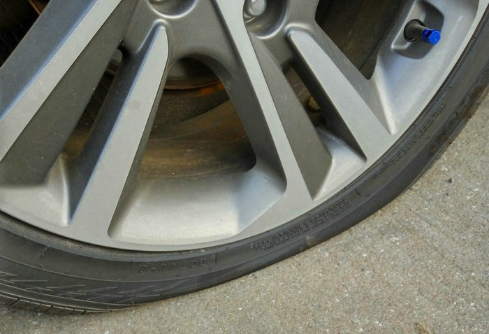 防爆胎沒(méi)氣了還能開多少公里