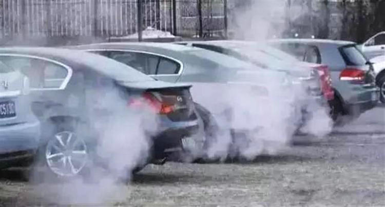 汽車(chē)原地發(fā)動(dòng)可以給電瓶充電嗎