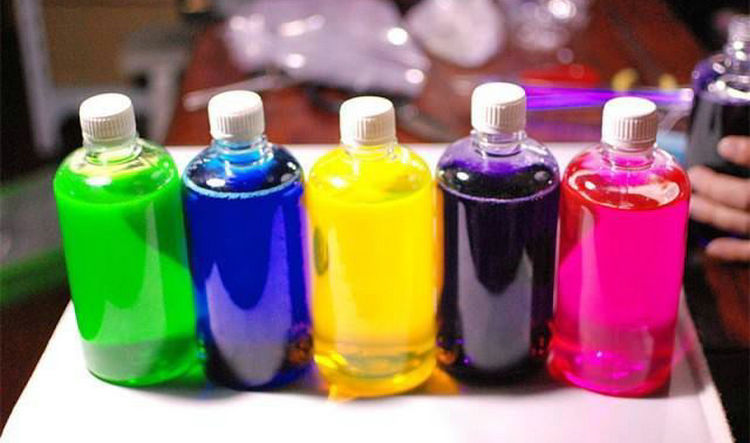 不是一個牌子的防凍液可以混加嗎