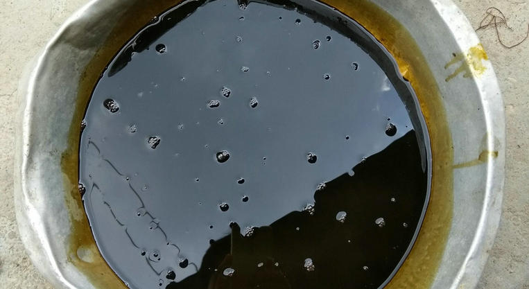 機(jī)油發(fā)黑是什么原因